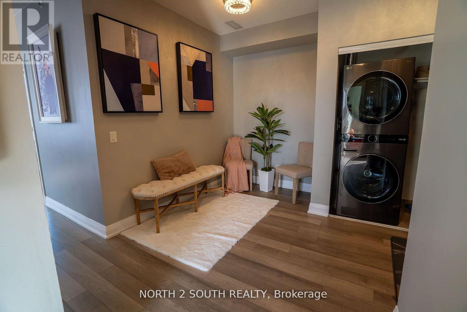 1012 - 85 North Park Road, Vaughan, Ontario  L4J 0H9 - Photo 5 - N13085834