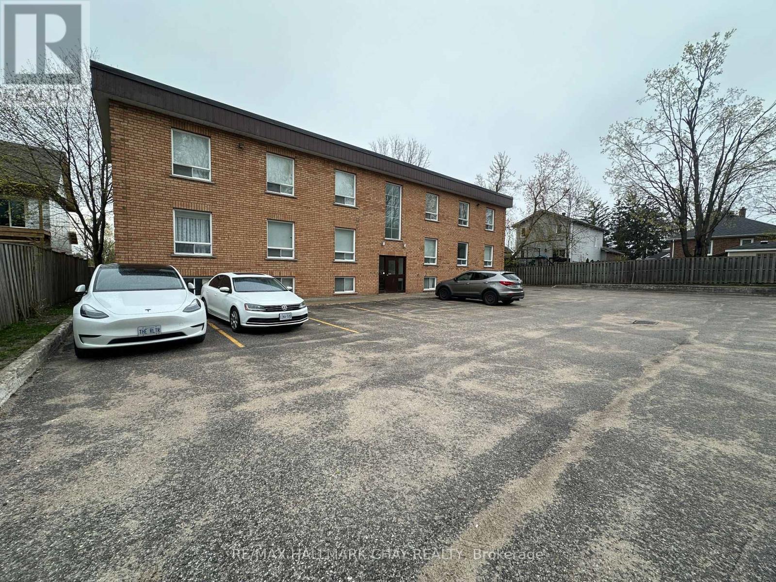 102 - 80 Grove Street E, Barrie, Ontario  L4M 2P1 - Photo 2 - S13085800