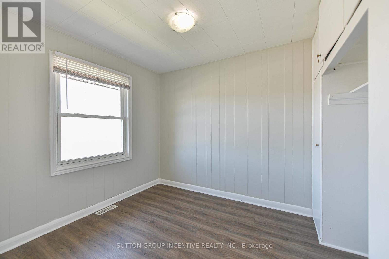 155 Atherley Road, Orillia, Ontario  L3V 1N5 - Photo 13 - S13085826