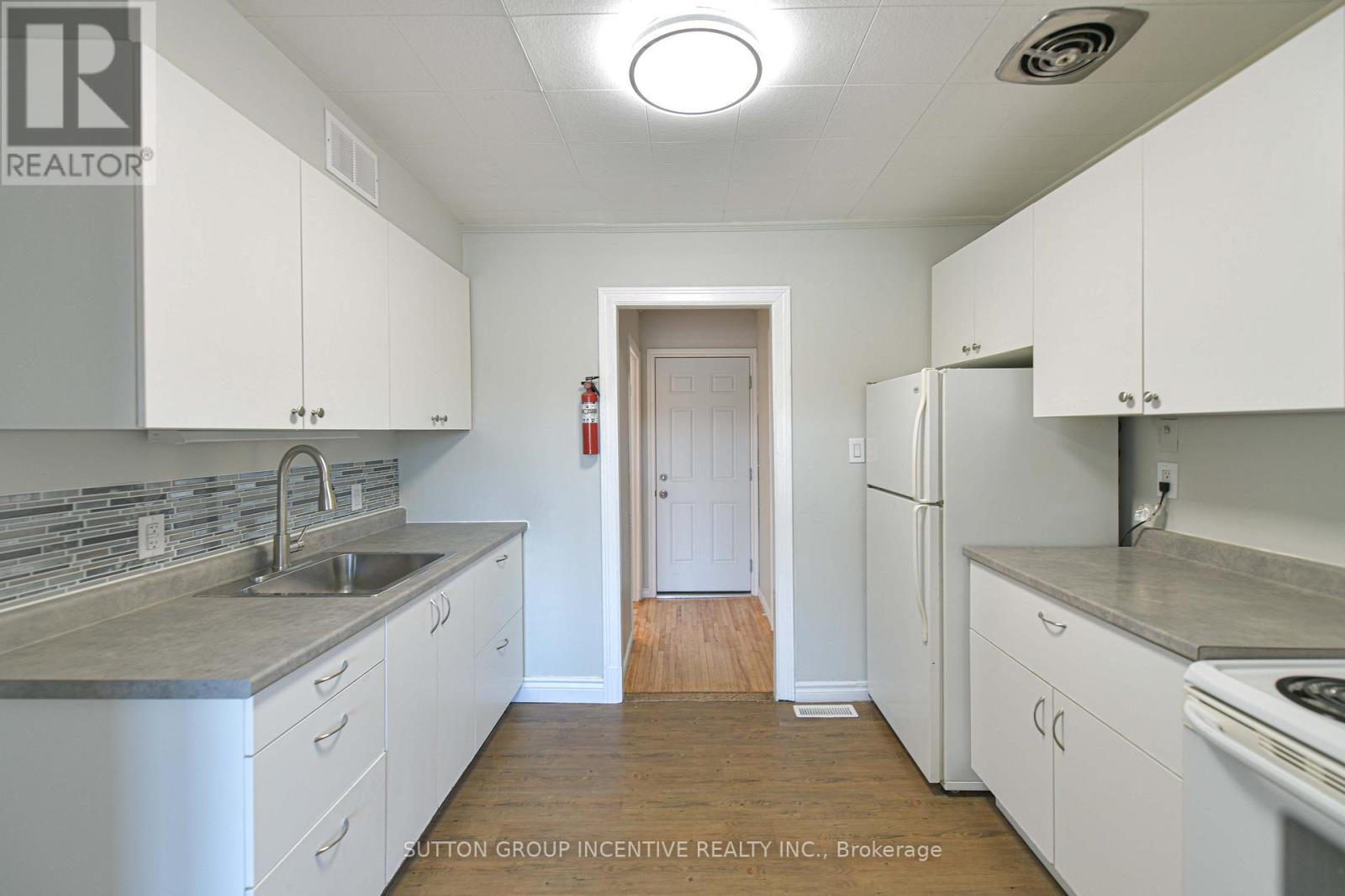 155 Atherley Road, Orillia, Ontario  L3V 1N5 - Photo 22 - S13085826