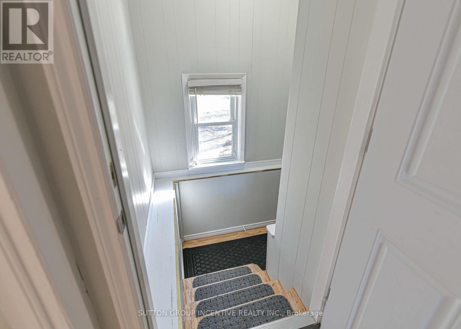155 Atherley Road, Orillia, Ontario  L3V 1N5 - Photo 28 - S13085826