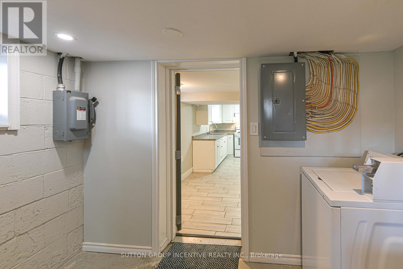 155 Atherley Road, Orillia, Ontario  L3V 1N5 - Photo 30 - S13085826
