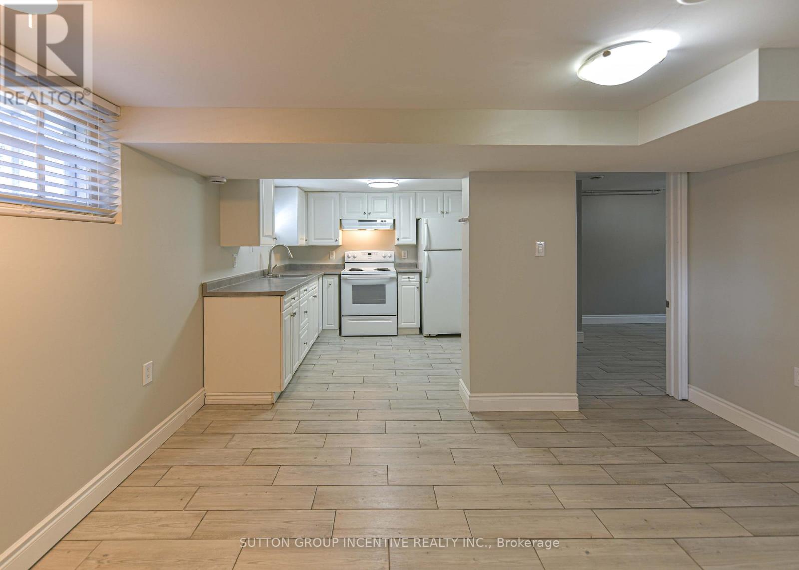 155 Atherley Road, Orillia, Ontario  L3V 1N5 - Photo 31 - S13085826