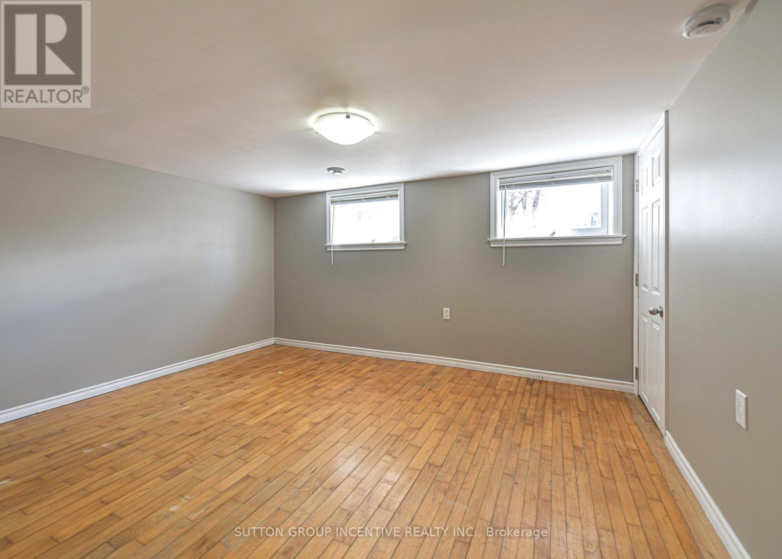 155 Atherley Road, Orillia, Ontario  L3V 1N5 - Photo 38 - S13085826