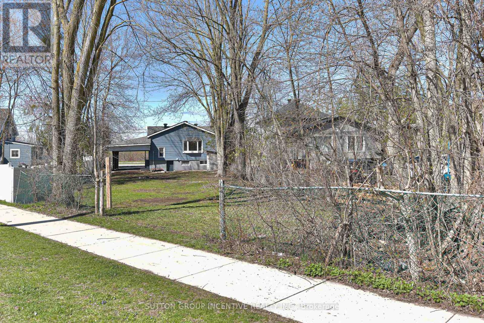 155 Atherley Road, Orillia, Ontario  L3V 1N5 - Photo 6 - S13085826