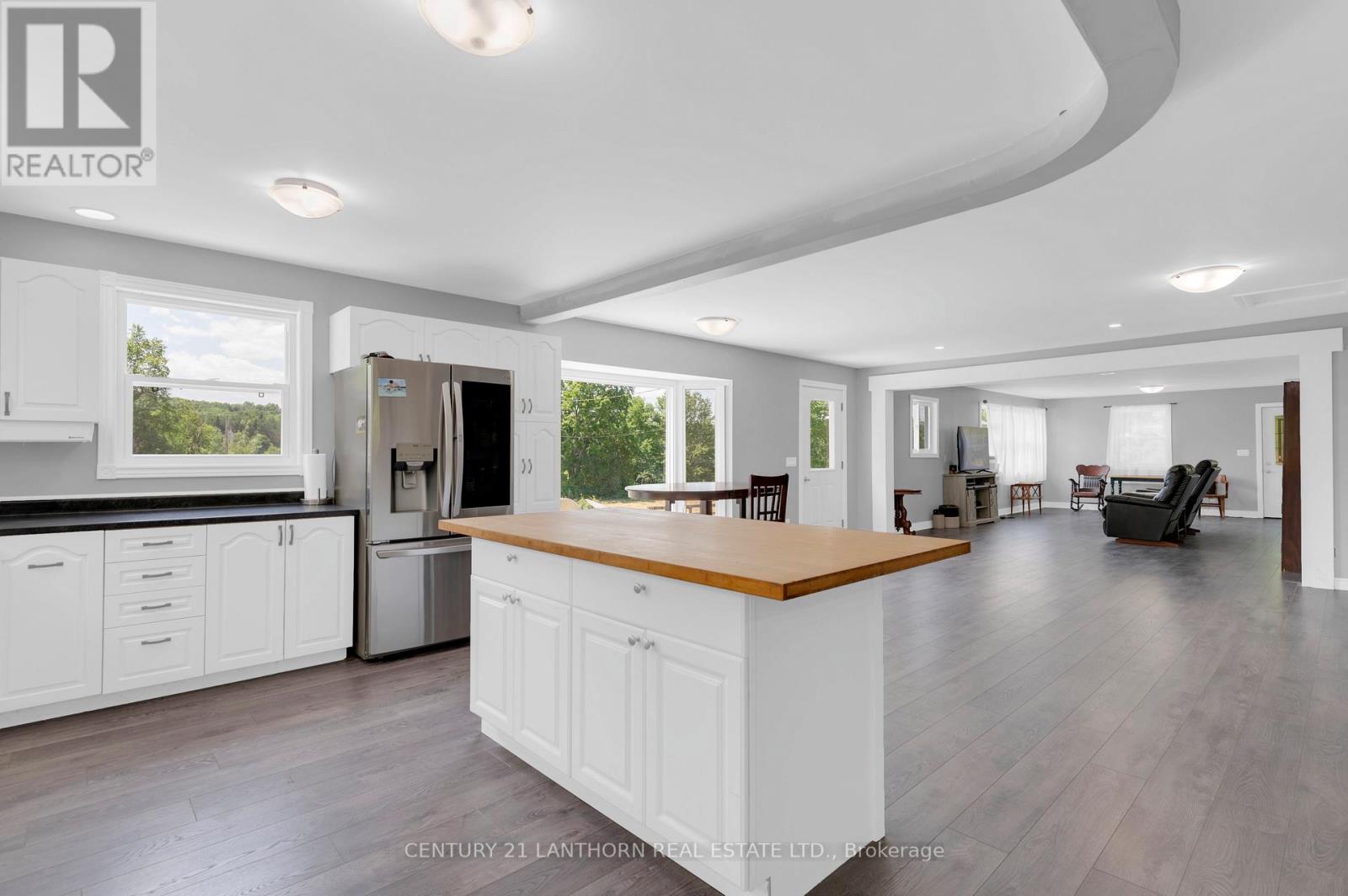 932 Hunt Club Road, Madoc, Ontario  K0K 2K0 - Photo 11 - X12520944