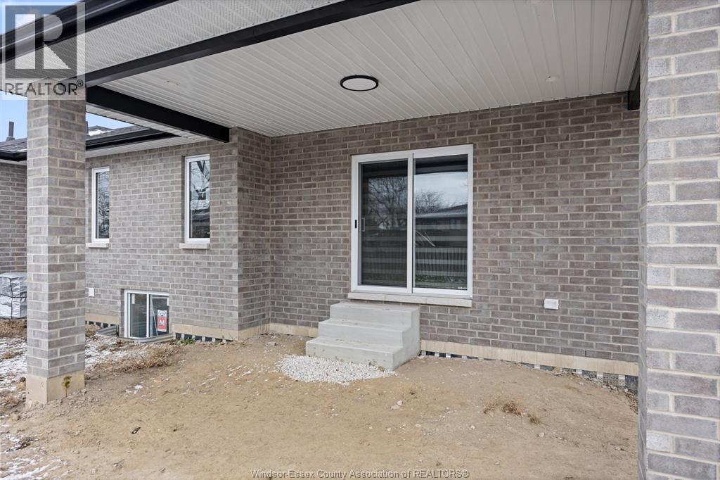 450 Jolly, Lasalle, Ontario  N9J 0E7 - Photo 32 - 26010152