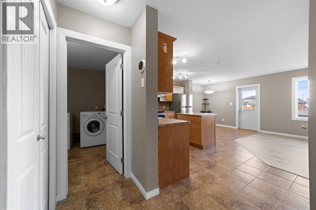 29, 6802 50 Avenue, Camrose, Alberta  T4V 5E7 - Photo 4 - A2305109