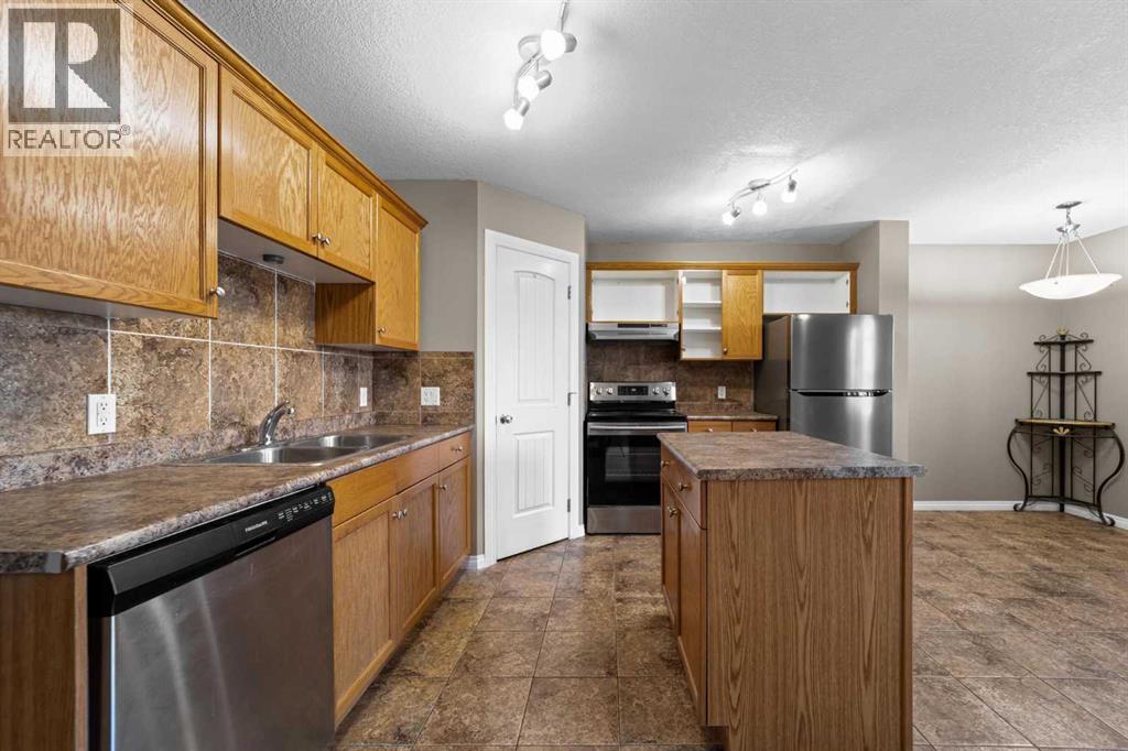 29, 6802 50 Avenue, Camrose, Alberta  T4V 5E7 - Photo 5 - A2305109