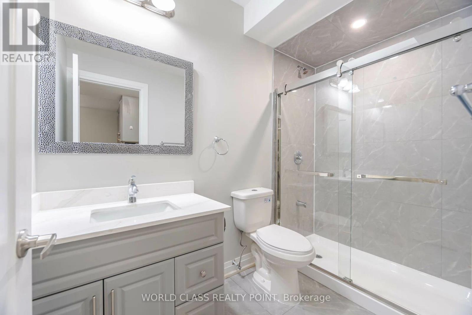 560 Woodview Road, Burlington, Ontario  L7N 3A1 - Photo 39 - W13085692