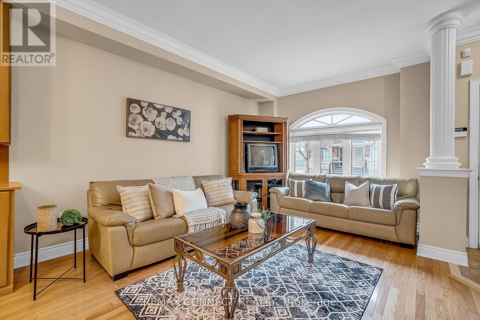 5 Terceira Circle, Toronto, Ontario  M6N 5J3 - Photo 5 - W13085726