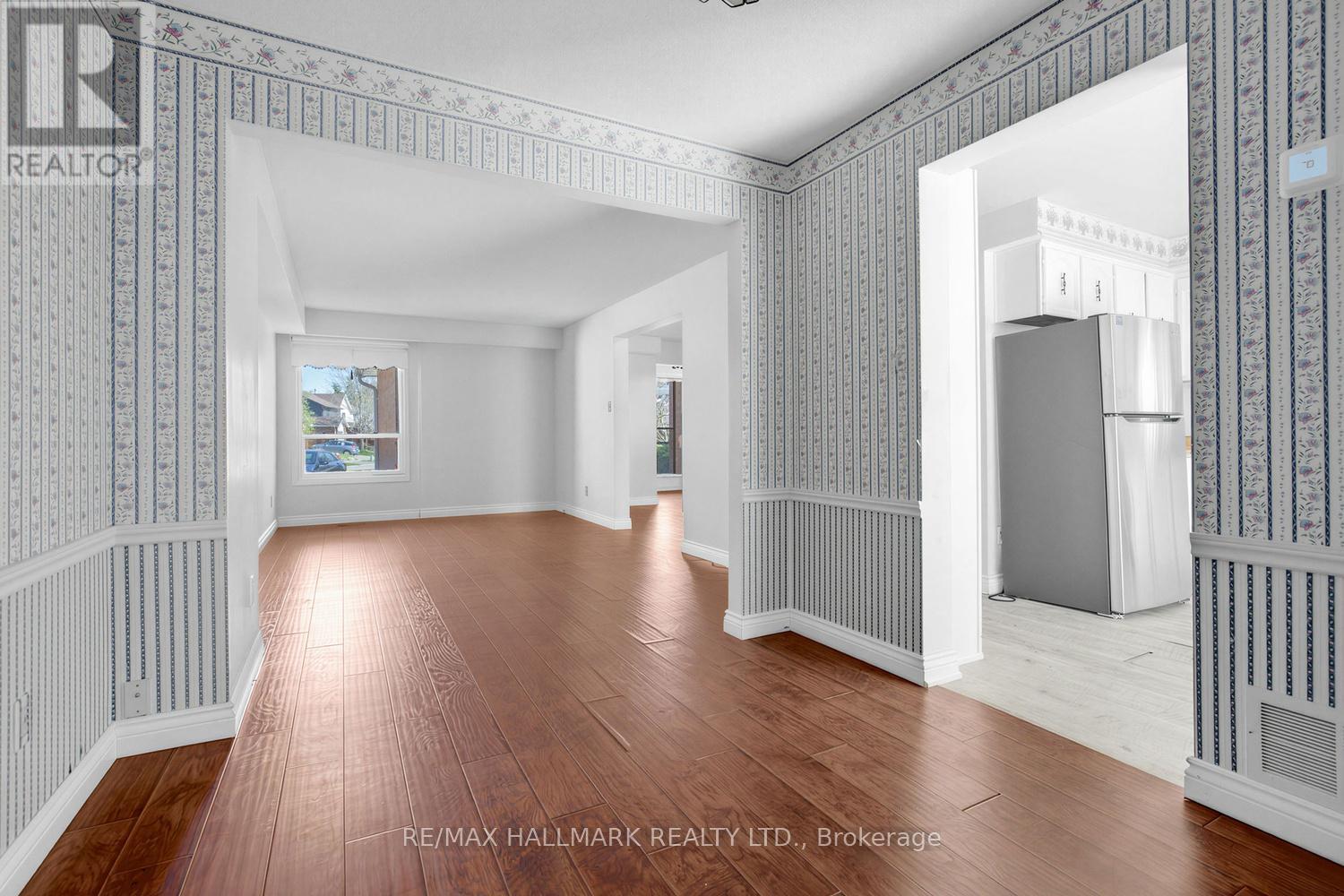 16 Shelbourne Court, Brampton, Ontario  L6Z 1C2 - Photo 6 - W13085752