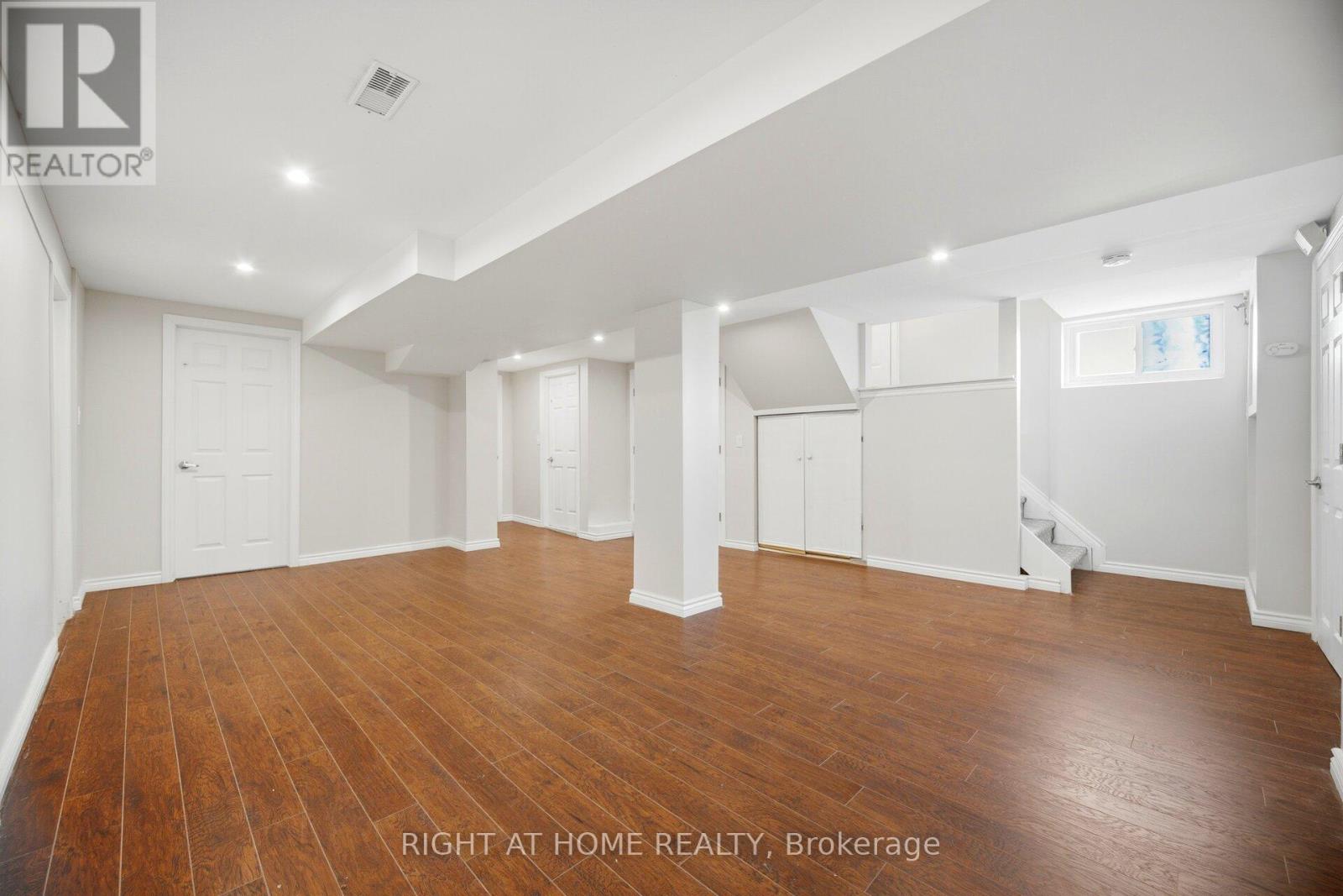 1461 Moss Glen Road, Burlington, Ontario  L7P 2C2 - Photo 34 - W13085794