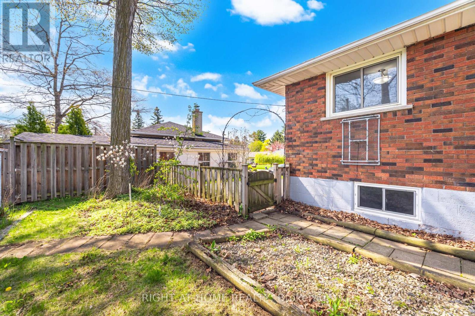 1461 Moss Glen Road, Burlington, Ontario  L7P 2C2 - Photo 47 - W13085794