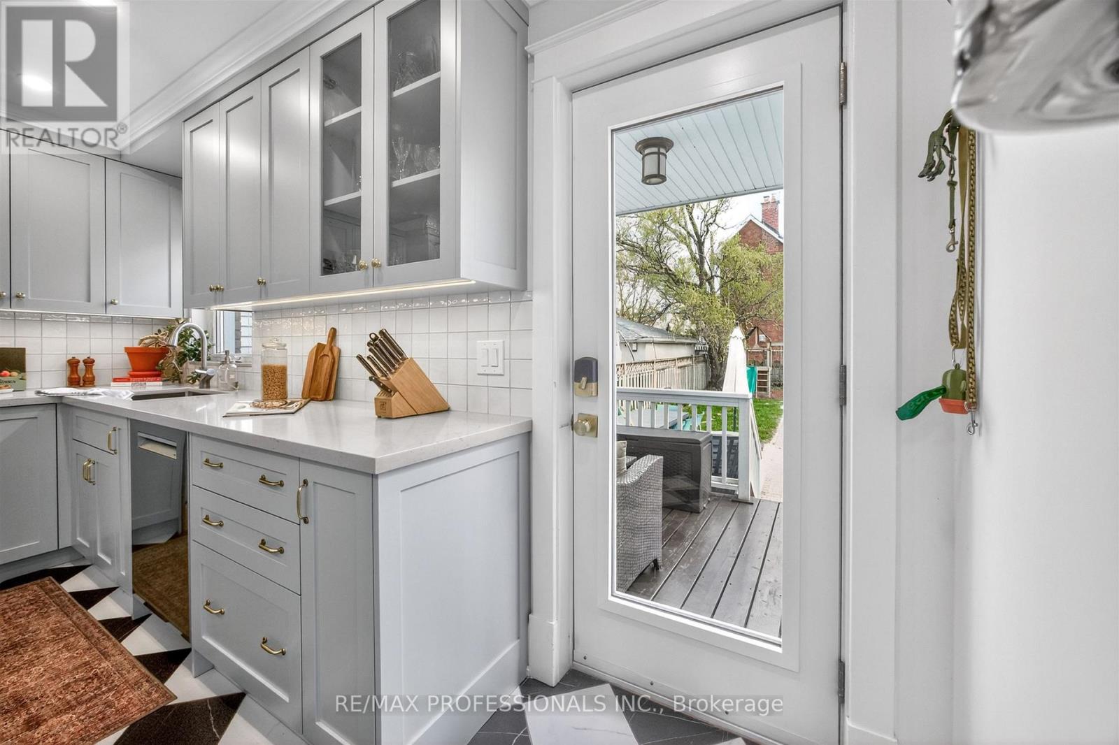 723 Annette Street, Toronto, Ontario  M6S 2E3 - Photo 18 - W13085802