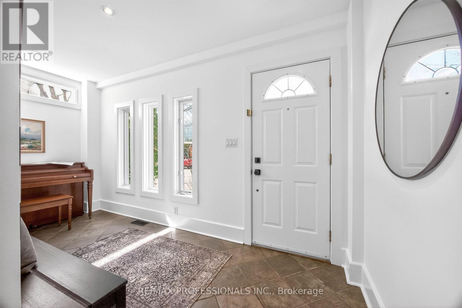 723 Annette Street, Toronto, Ontario  M6S 2E3 - Photo 3 - W13085802
