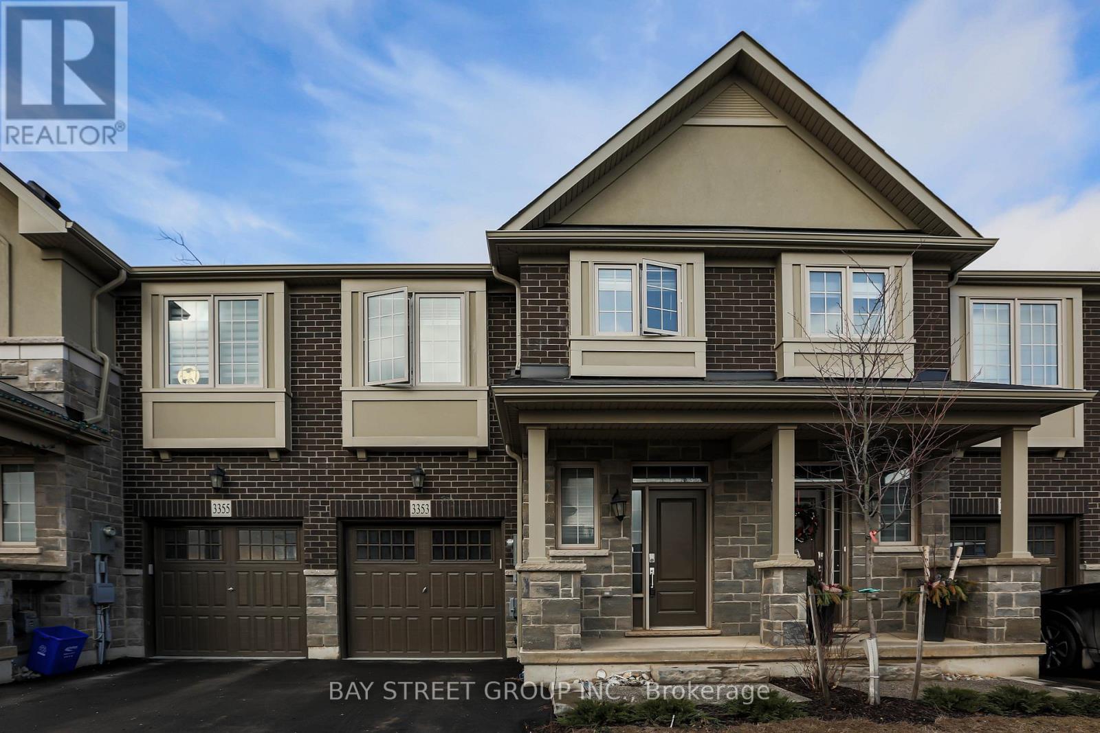 3353 MOCKINGBIRD COMMON DRIVE, Oakville, Ontario