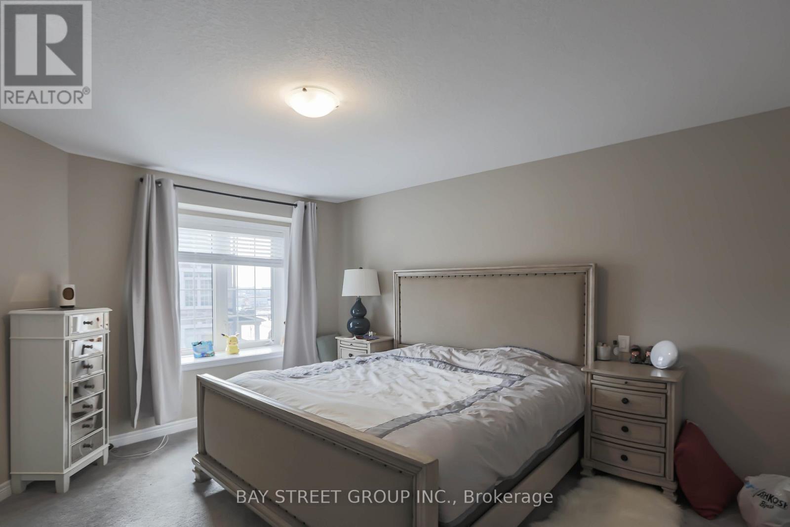 3353 Mockingbird Common Drive, Oakville, Ontario  L6H 7C2 - Photo 16 - W13085812