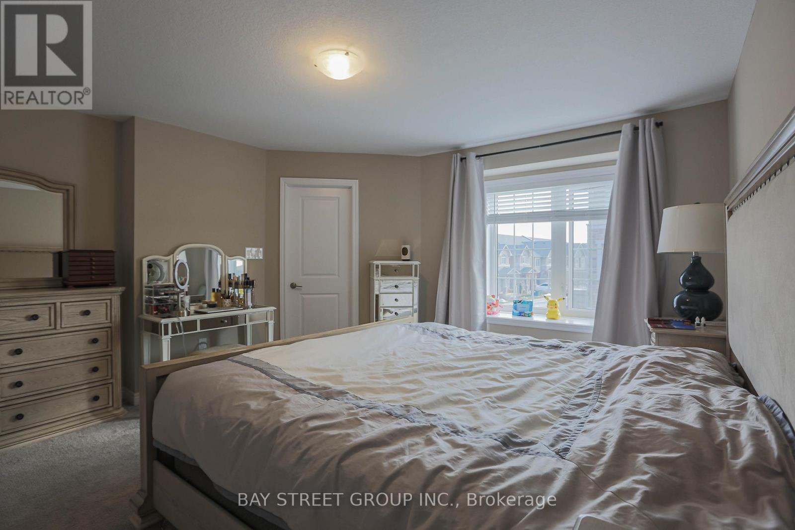 3353 Mockingbird Common Drive, Oakville, Ontario  L6H 7C2 - Photo 17 - W13085812