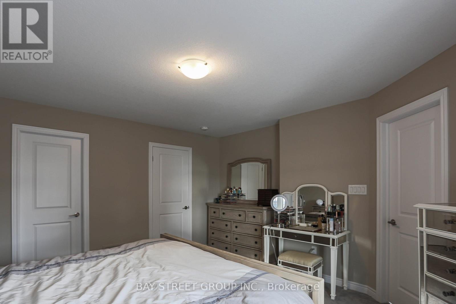 3353 Mockingbird Common Drive, Oakville, Ontario  L6H 7C2 - Photo 18 - W13085812