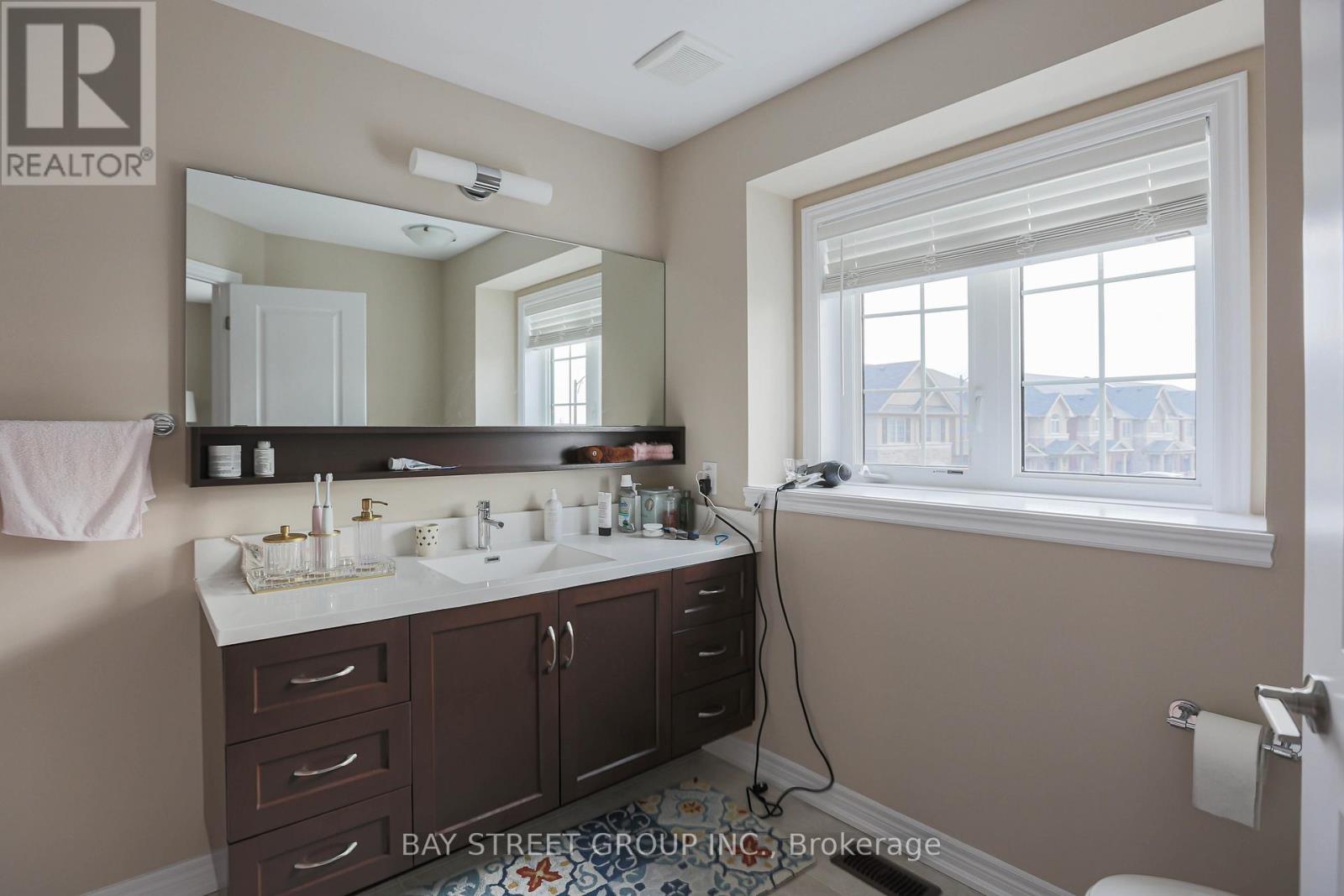 3353 Mockingbird Common Drive, Oakville, Ontario  L6H 7C2 - Photo 19 - W13085812