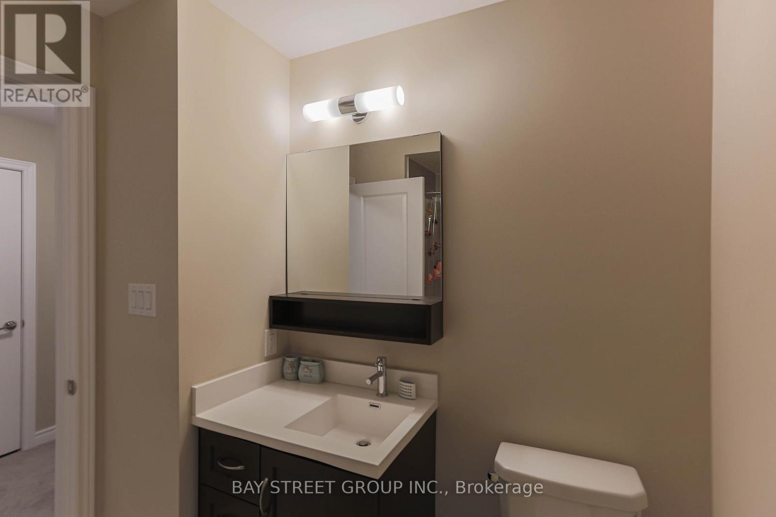 3353 Mockingbird Common Drive, Oakville, Ontario  L6H 7C2 - Photo 25 - W13085812