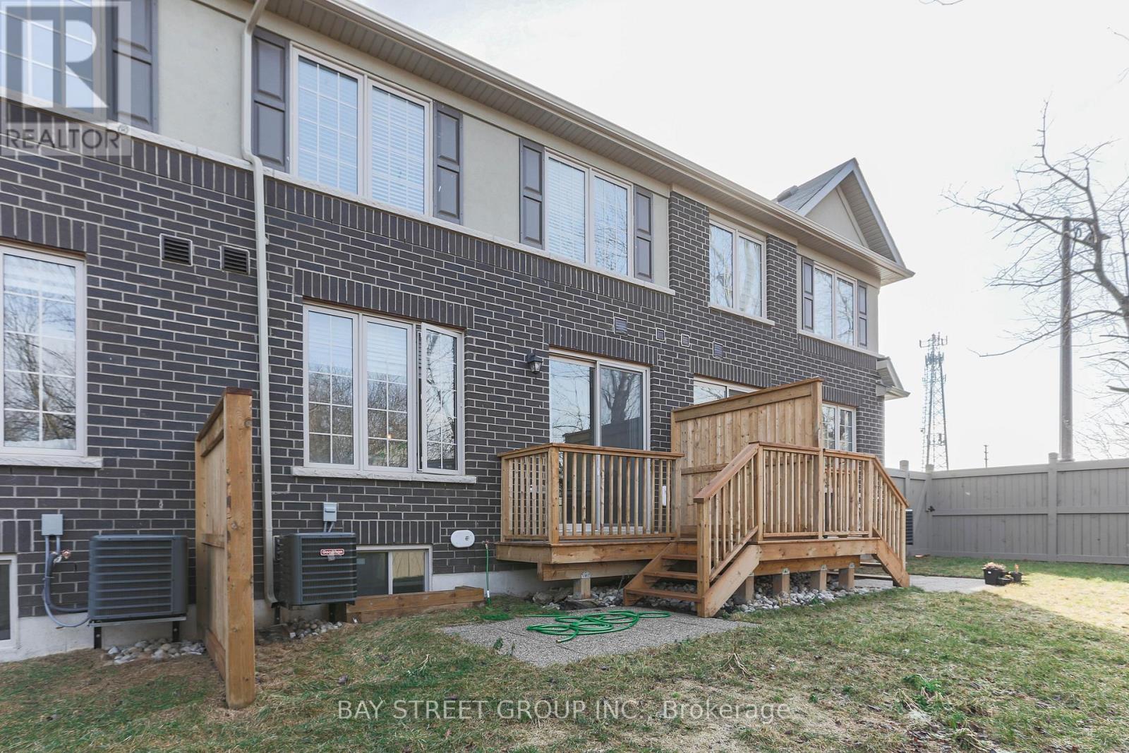 3353 Mockingbird Common Drive, Oakville, Ontario  L6H 7C2 - Photo 30 - W13085812