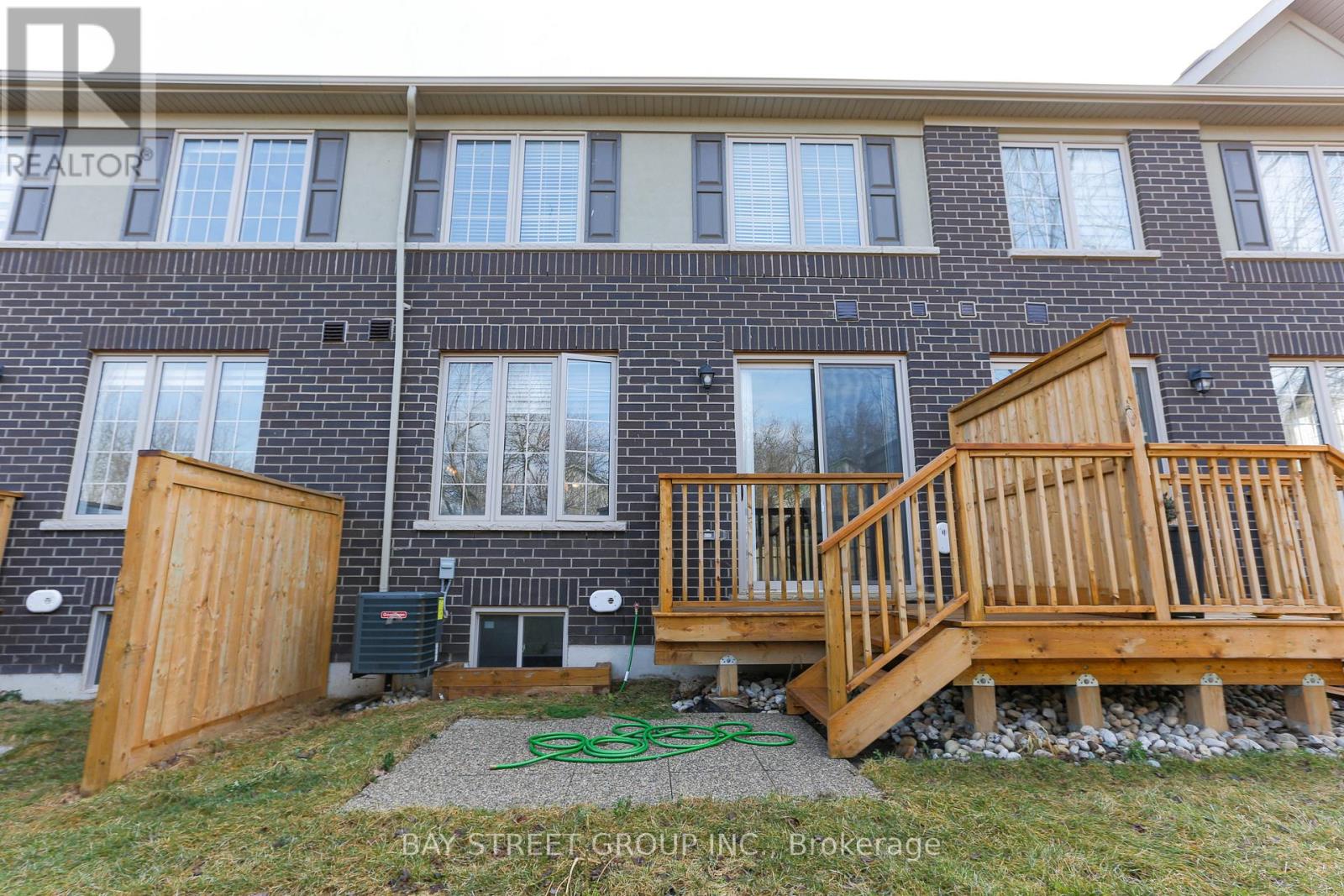 3353 Mockingbird Common Drive, Oakville, Ontario  L6H 7C2 - Photo 31 - W13085812