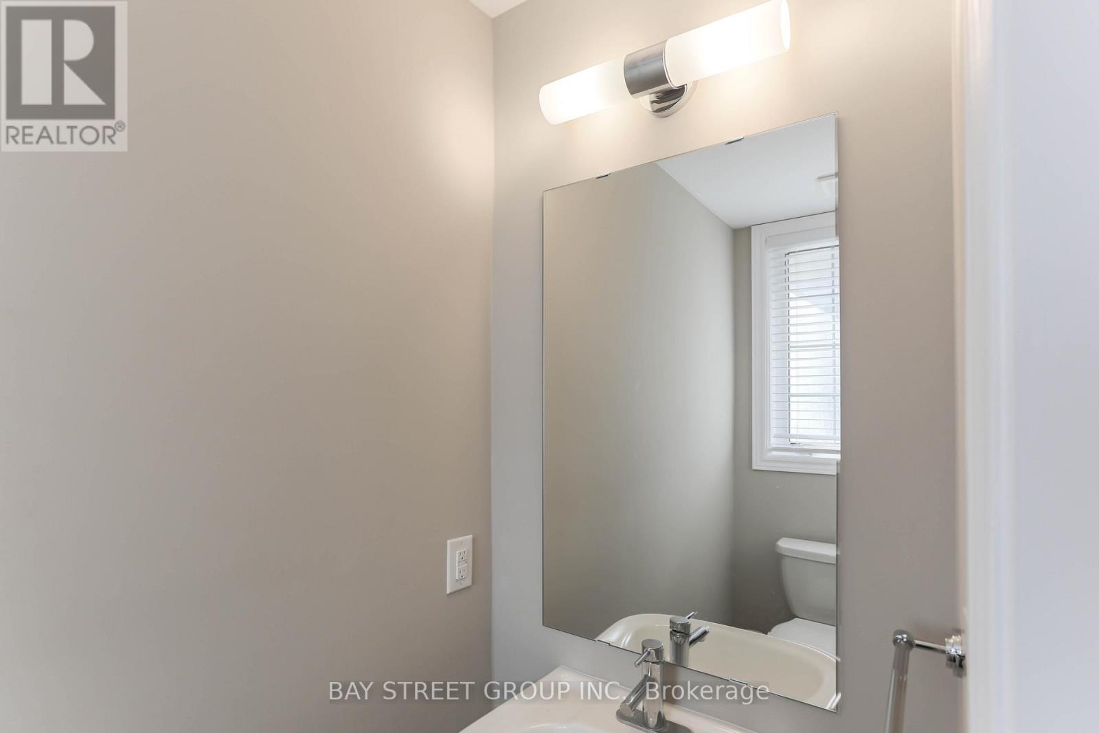 3353 Mockingbird Common Drive, Oakville, Ontario  L6H 7C2 - Photo 5 - W13085812