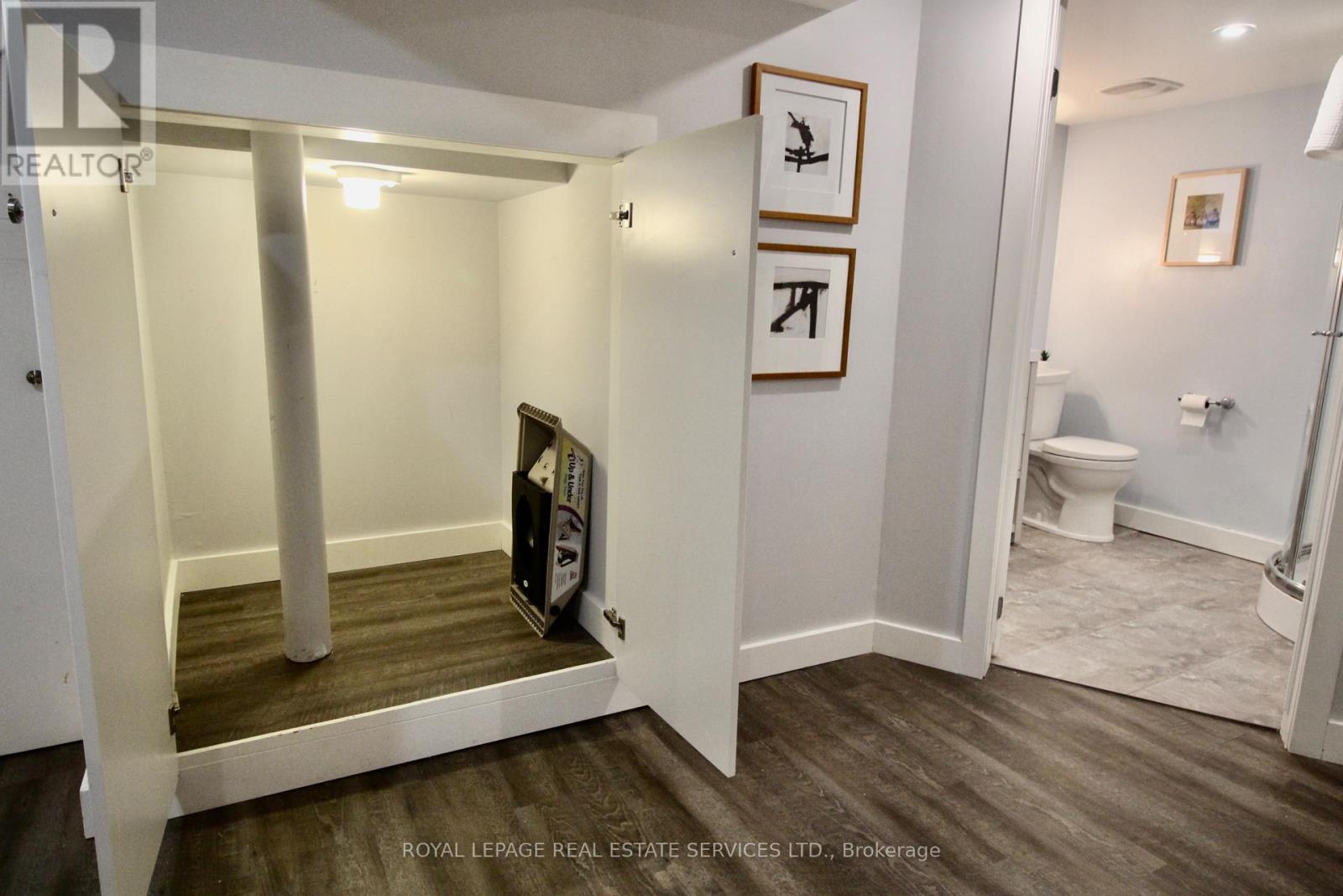 Lower - 170 Fairview Avenue, Toronto, Ontario  M6P 3A5 - Photo 18 - W13085814