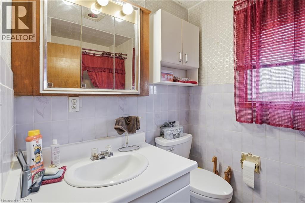 105 Tolton Avenue, Hamilton, Ontario  L8H 5N7 - Photo 13 - 40827307