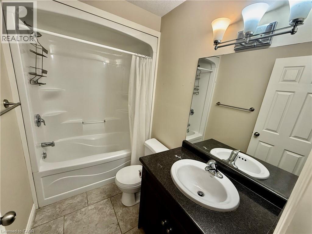 38 Beaufort Street, London, Ontario  N6G 1A8 - Photo 5 - 40827039