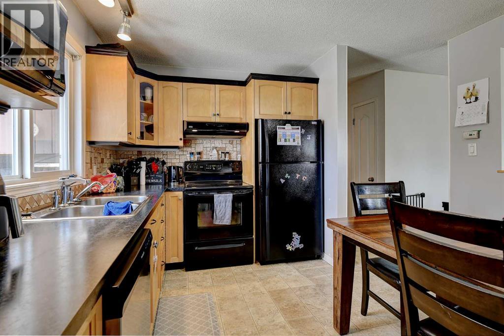 9332 112a Avenue, Grande Prairie, Alberta  T8V 1W1 - Photo 3 - A2306842