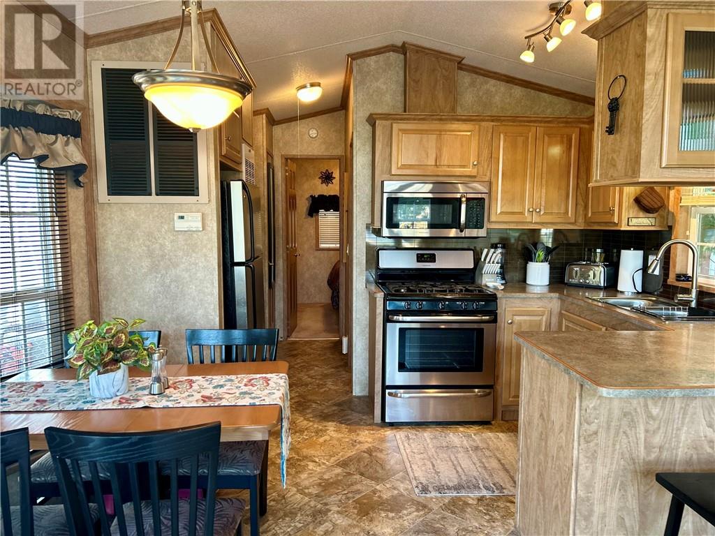 2132 Sand Bay Road Unit# Lot 57, Mckerrow, Ontario  P0P 1M0 - Photo 11 - 2127522