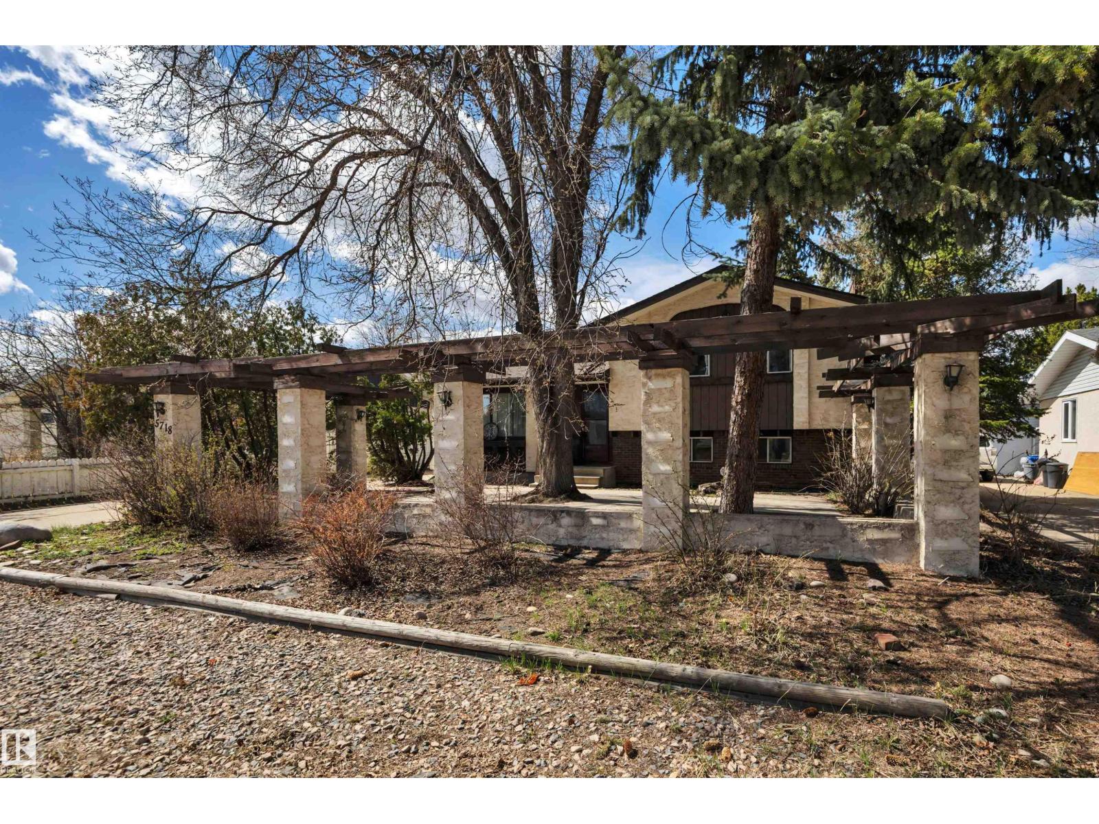 5718 Garden Meadows Drive, Wetaskiwin, Alberta  T9A 2L6 - Photo 4 - E4485269