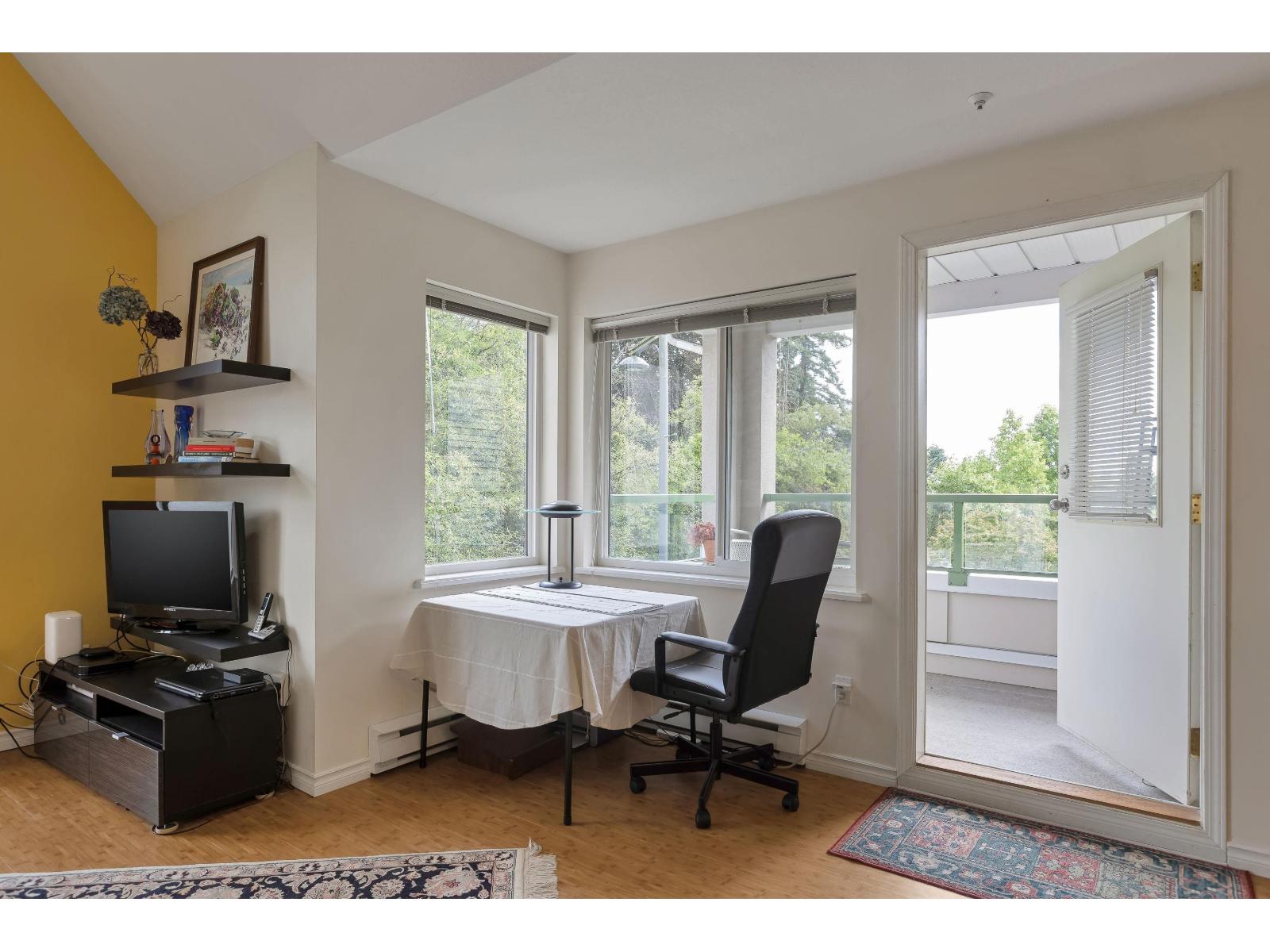 311 10128 132 Street, Surrey, British Columbia  V3T 3T5 - Photo 11 - R3119123