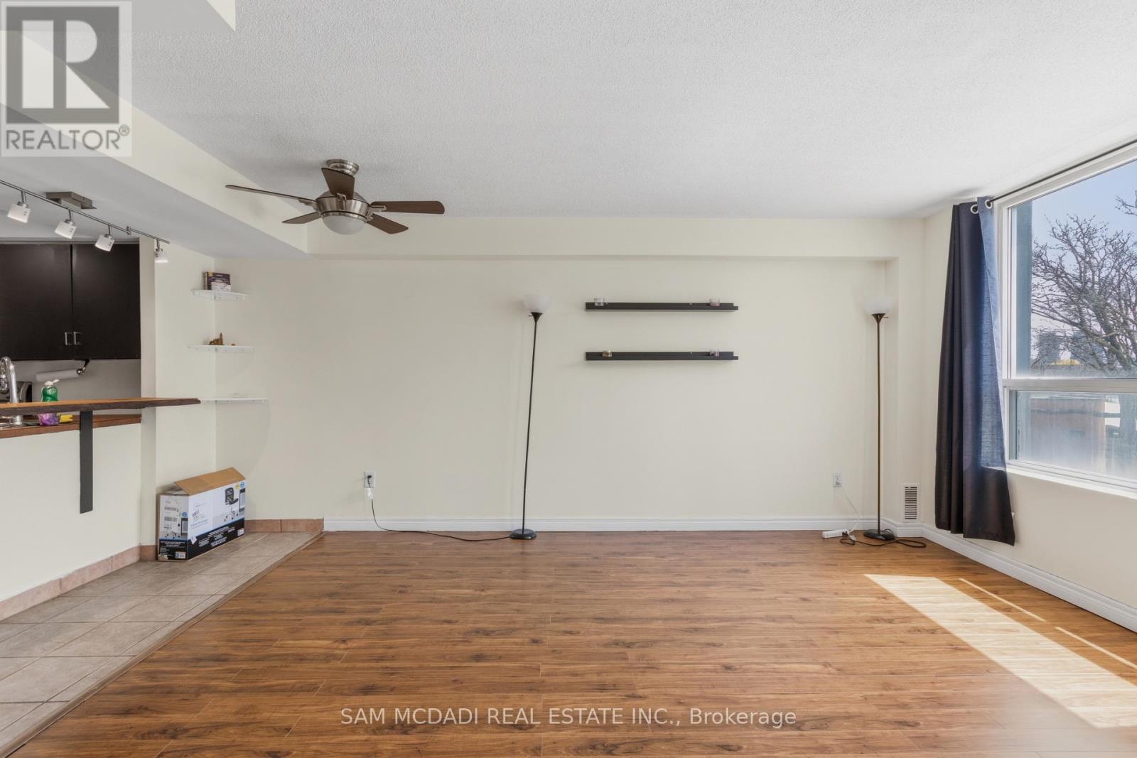 201 - 400 York Boulevard, Hamilton, Ontario  L8R 3M5 - Photo 12 - X13085706