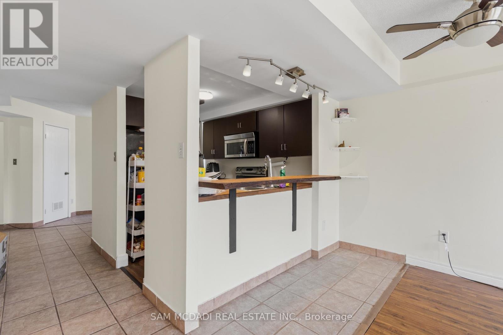 201 - 400 York Boulevard, Hamilton, Ontario  L8R 3M5 - Photo 13 - X13085706