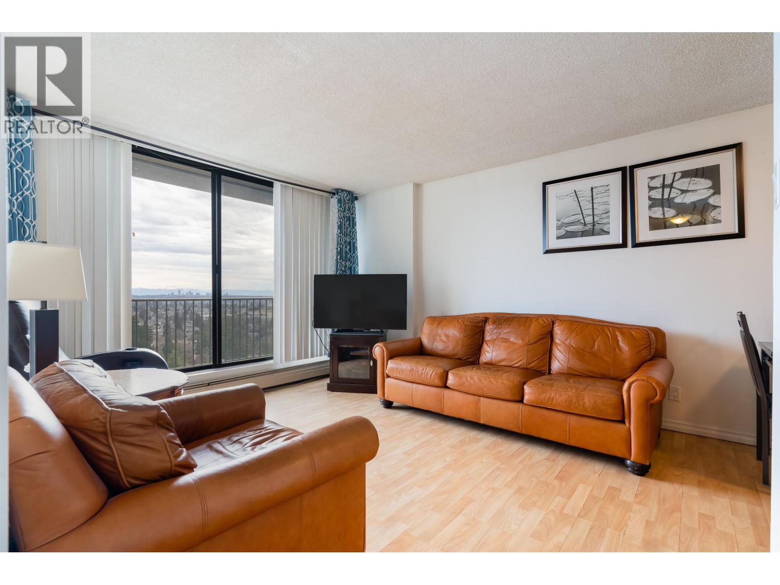 1402 7275 Salisbury Avenue, Burnaby, British Columbia  V5E 4E1 - Photo 2 - R3089149