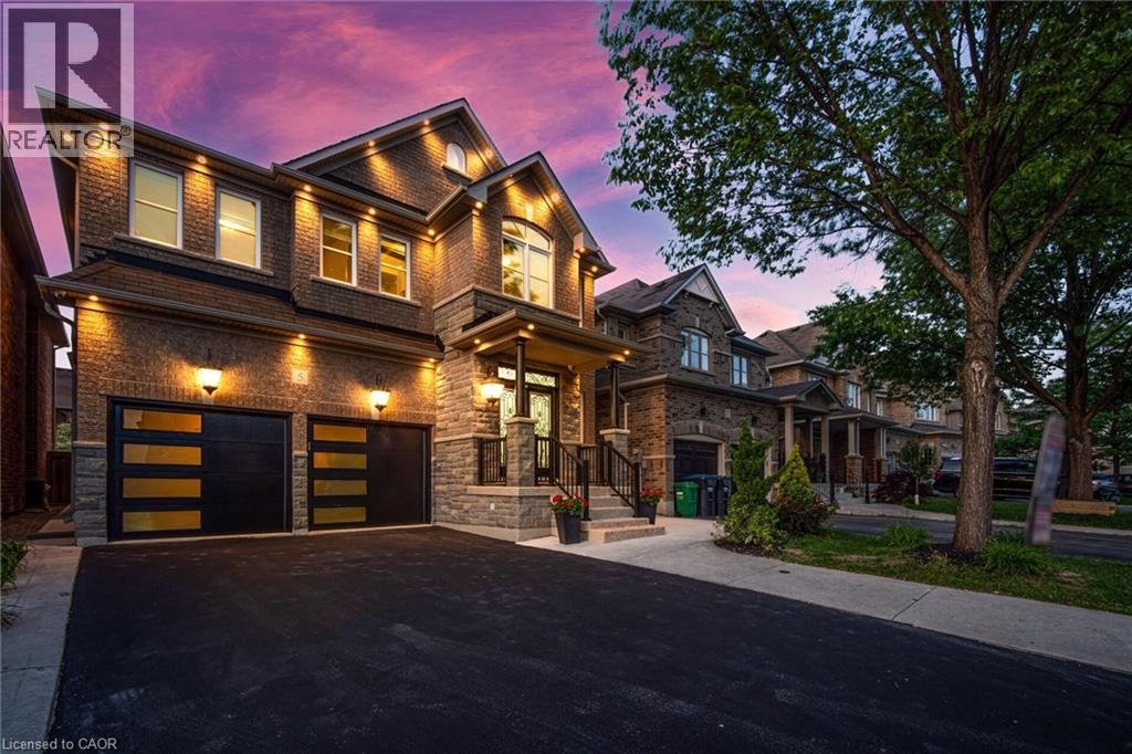 5 Freedom Oaks Trail, Brampton, Ontario  L6P 3L1 - Photo 2 - 40827353