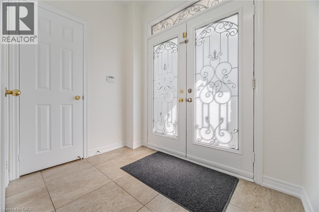 5 Freedom Oaks Trail, Brampton, Ontario  L6P 3L1 - Photo 5 - 40827353