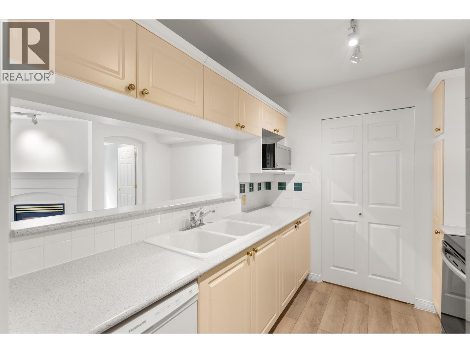 120 5500 Andrews Road, Richmond, British Columbia  V7E 6M9 - Photo 11 - R3119115