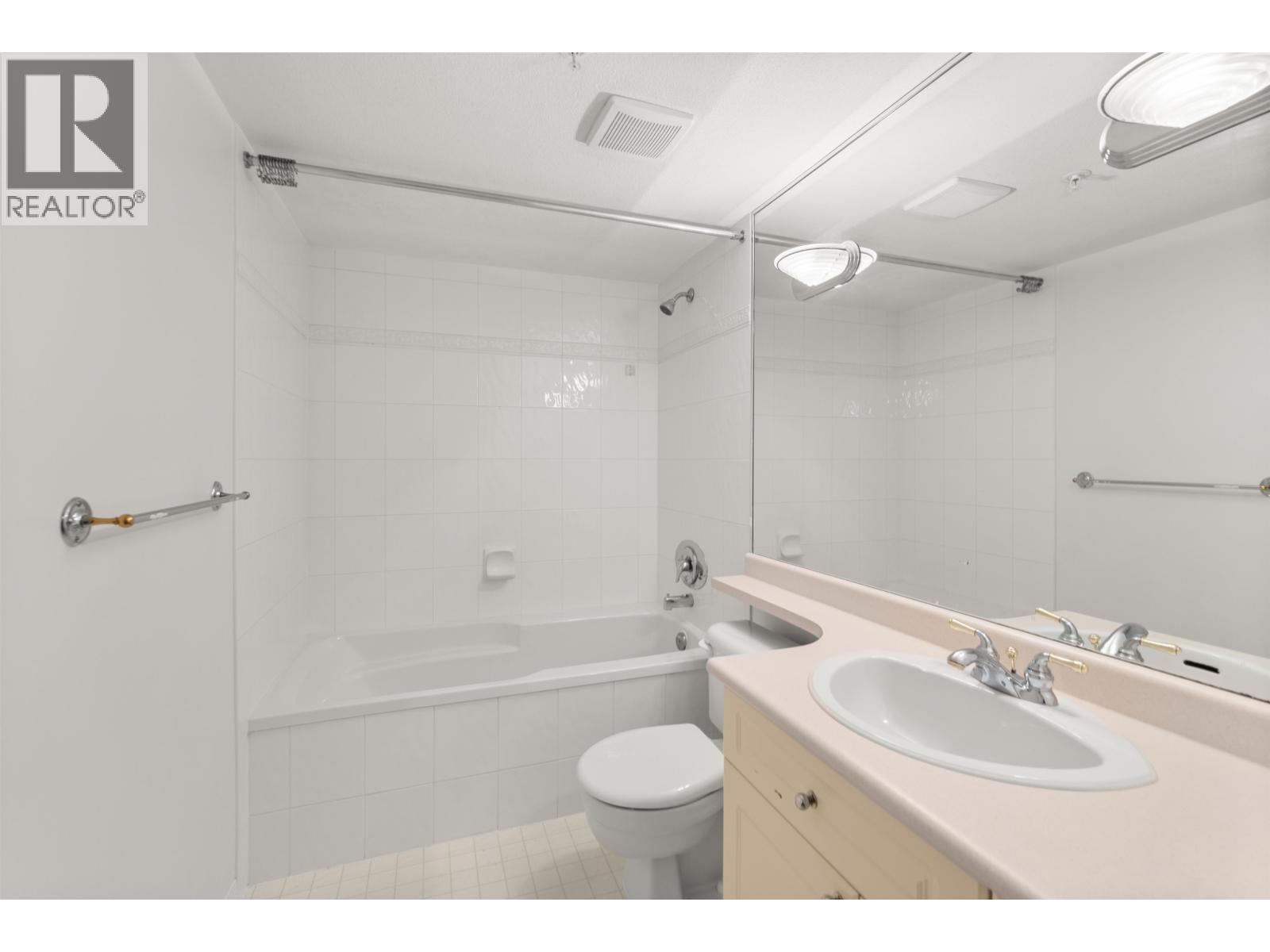 120 5500 Andrews Road, Richmond, British Columbia  V7E 6M9 - Photo 15 - R3119115