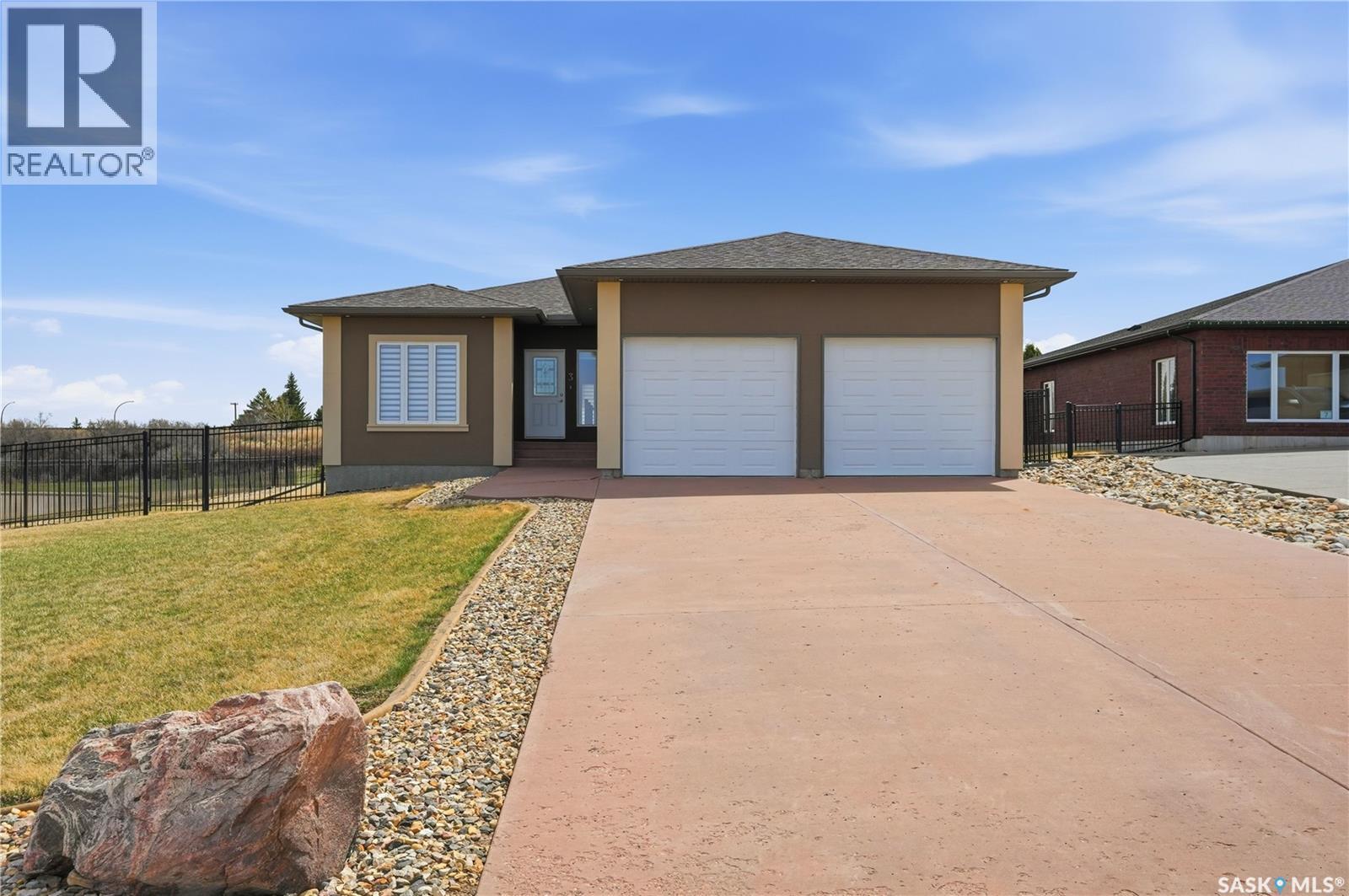 3 Iron Bridge TERRACE, moose jaw, Saskatchewan