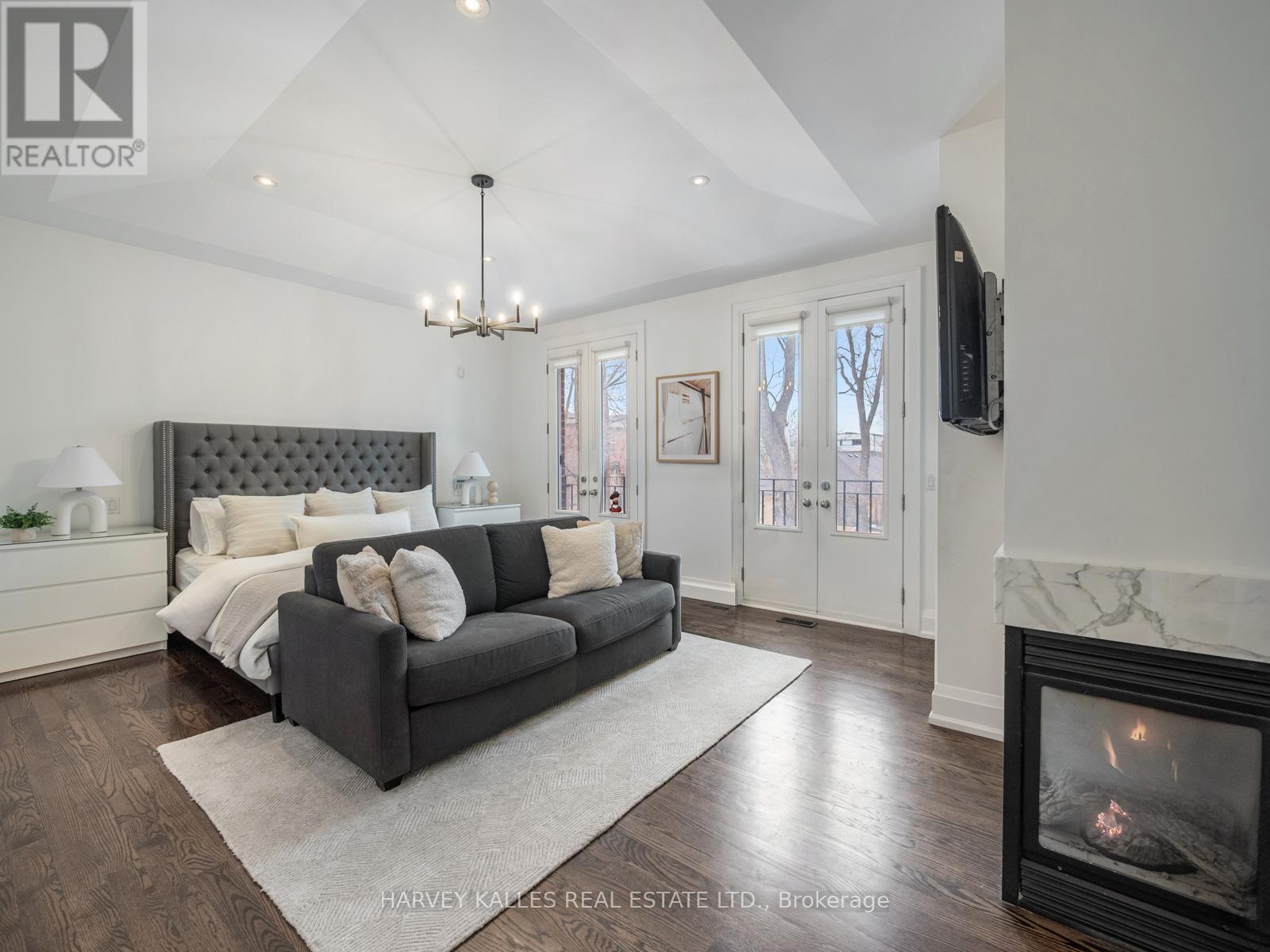 190 Carmichael Avenue, Toronto, Ontario  M5M 2X3 - Photo 18 - C12970666