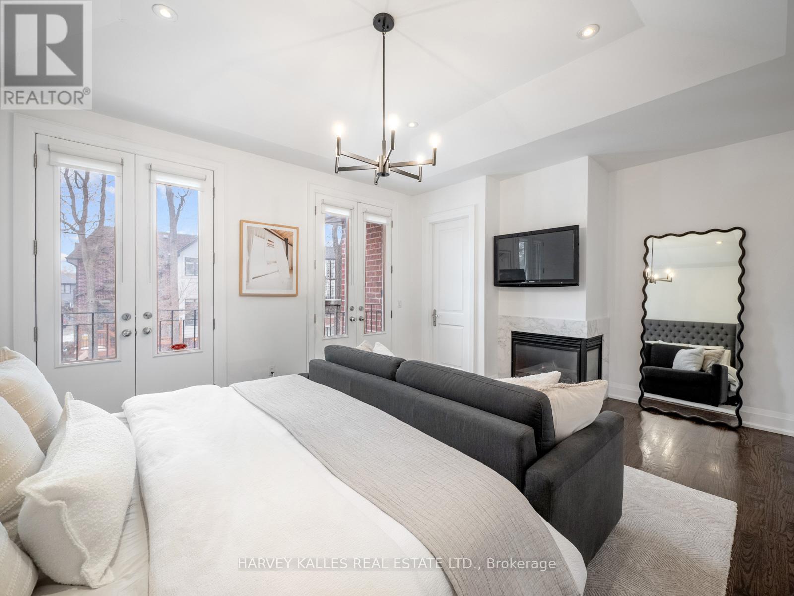 190 Carmichael Avenue, Toronto, Ontario  M5M 2X3 - Photo 19 - C12970666