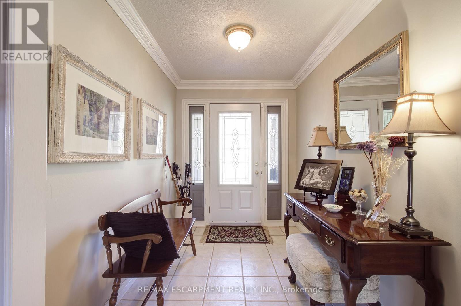 1233 Havendale Boulevard, Burlington, Ontario  L7P 3S1 - Photo 4 - W12990524