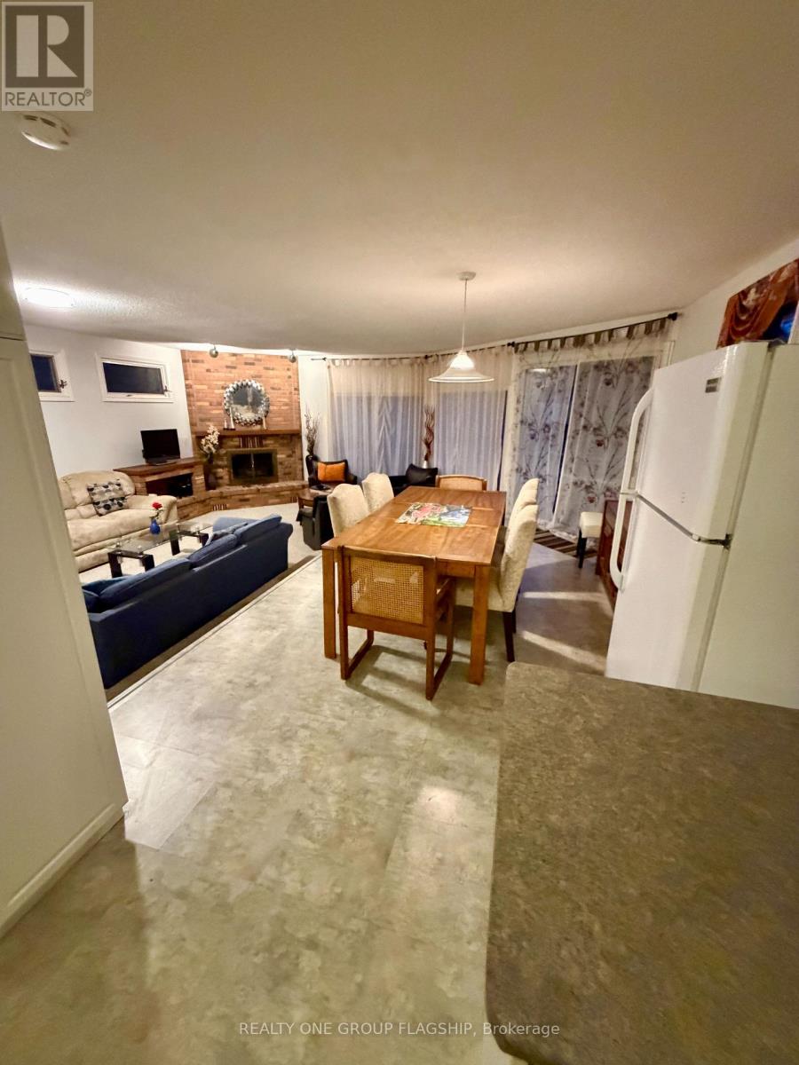 1001 Maitland Street, London East, Ontario  N5Y 2X7 - Photo 2 - X12962394