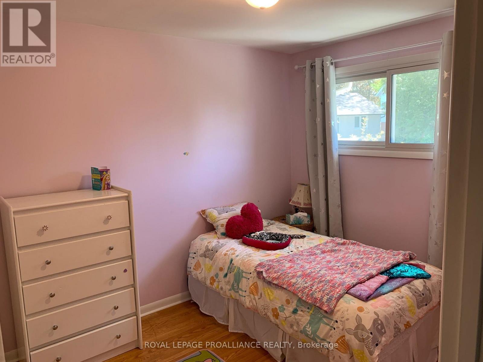 11 Bradley Crescent, Belleville, Ontario  K8N 2L7 - Photo 11 - X13085922