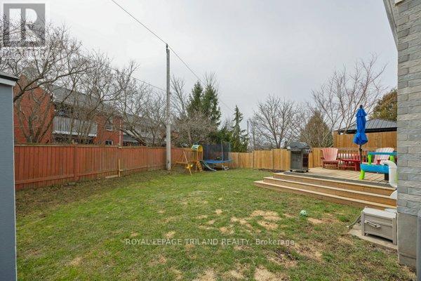 14 Sanders Court, St. Thomas, Ontario  N5P 4J9 - Photo 32 - X13086020